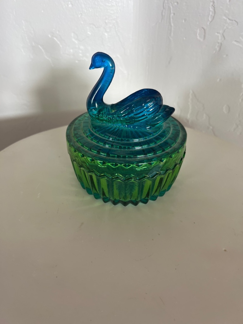 Vintage Jeanette Swan Blue-Green Glass Swan Trinket Dish- Lipstick holder top